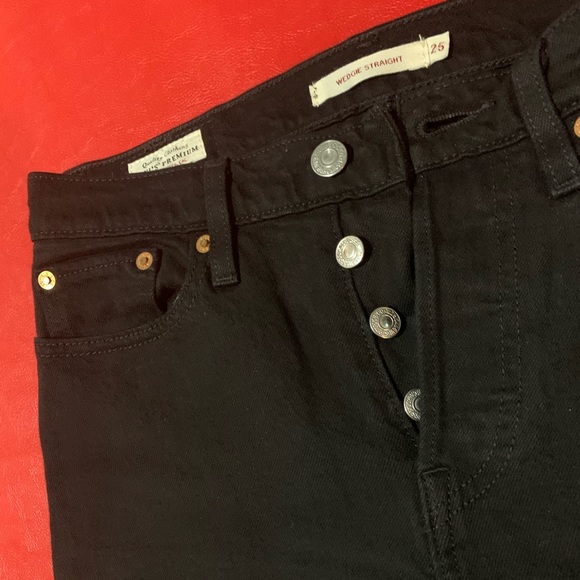 Levi’s wedgie straight size W25 L 26 - Picture 3 of 6